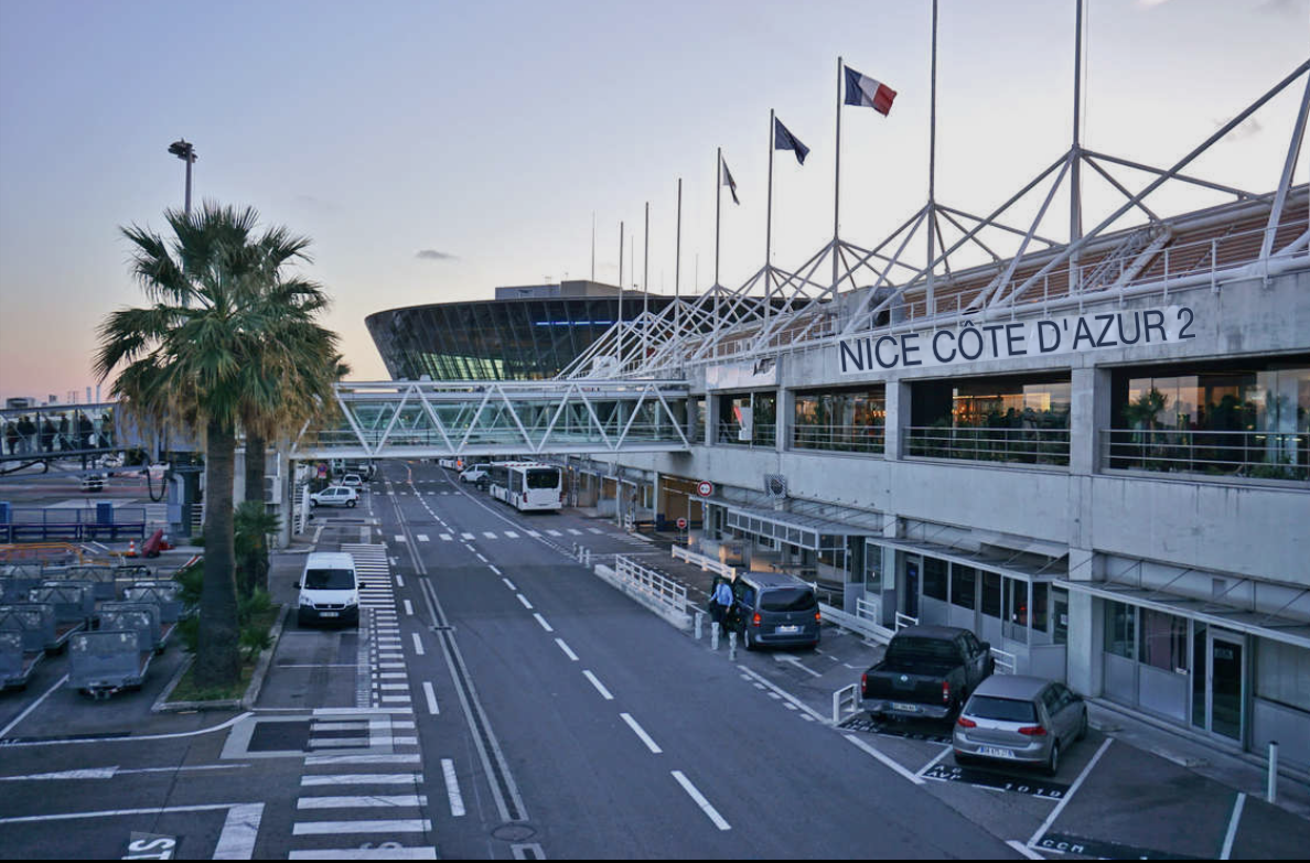 Transfert VTC Aéroport de Nice Côte d’Azur (NCE) - VTC4YOU